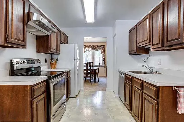 6 Honey Brook Ln — Photo 6