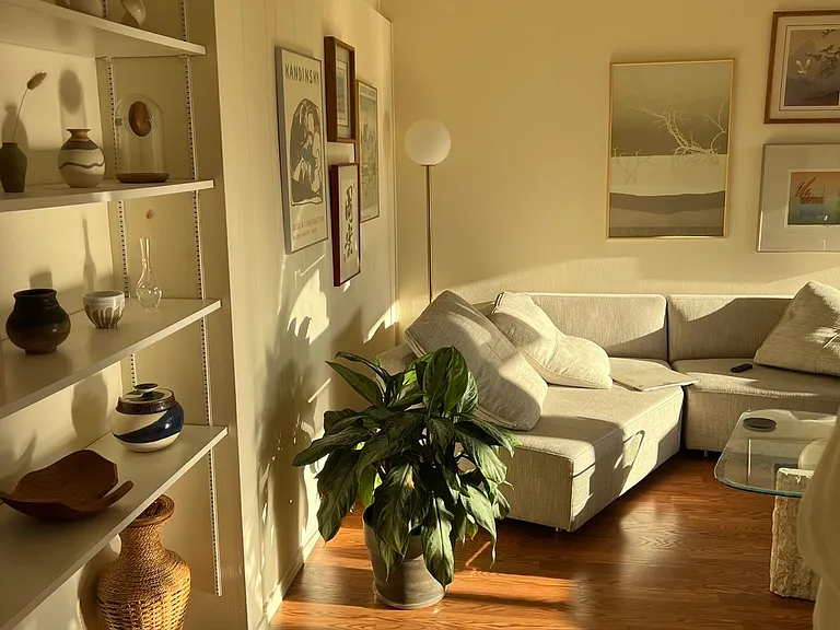 2413 Boylston Ave E — Photo 8