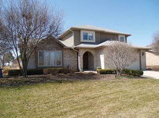 17704 Westbrook Dr, Orland Park, IL 60467
