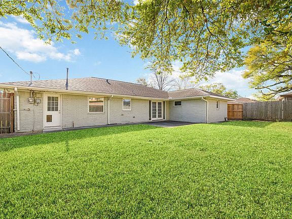 4th image of 11410 Endicott Ln