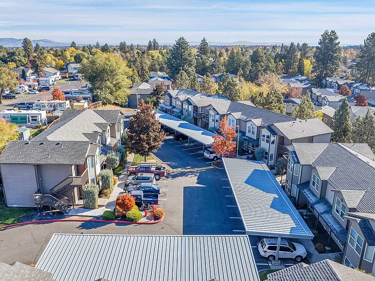 Mountain Glen Apartments — Photo 7