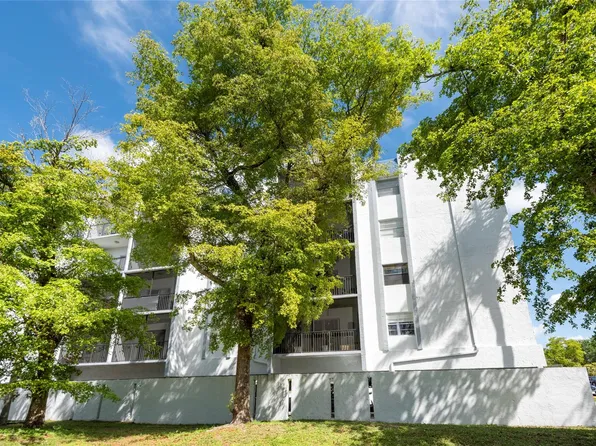 7501 NW 16th Street #3210, Plantation, FL 33313