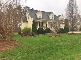 8507 Grace Meadow Ct, Stokesdale, NC 27357