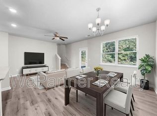 300 Harrison Dr, Calhoun, GA 30701