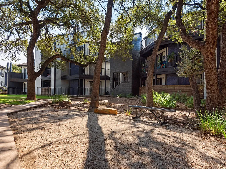Madison Northridge — Photo 25