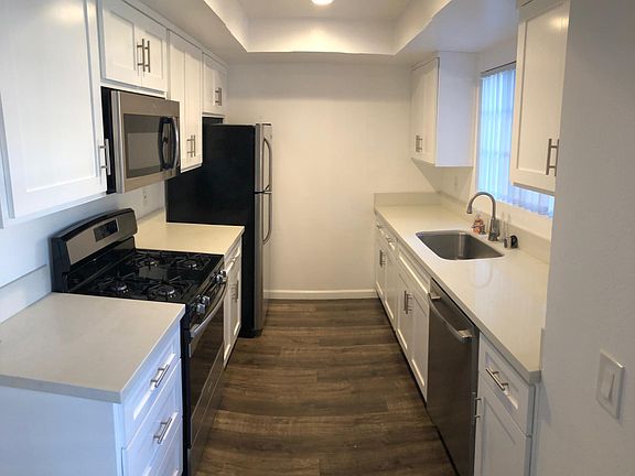 2nd image of 920 N Alfred St APT 101