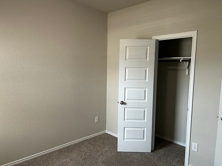 2435 Dry Moss Way — Photo 18