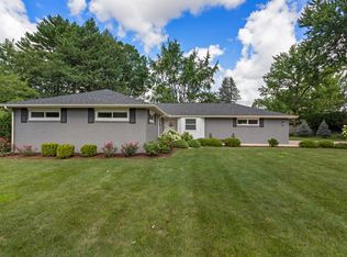 1408 Maplecrest Dr, Champaign, IL 61821