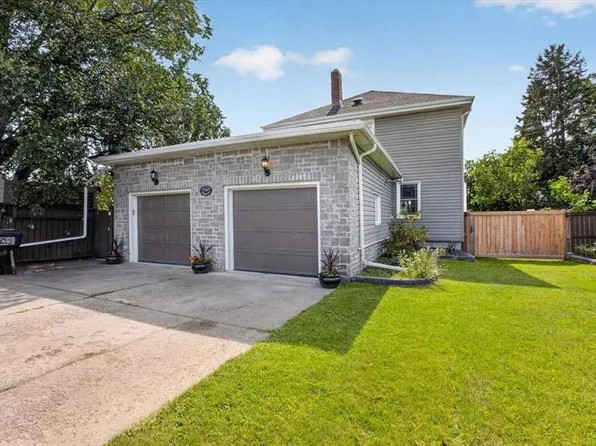 17107 N 80th Ave NW, Edmonton, AB T5T 0B3