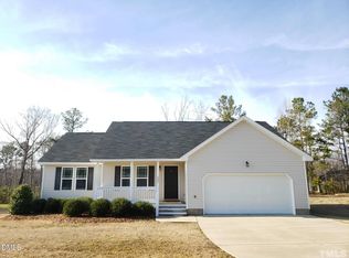 240 Oxfordshire Dr, Fuquay Varina, NC 27526