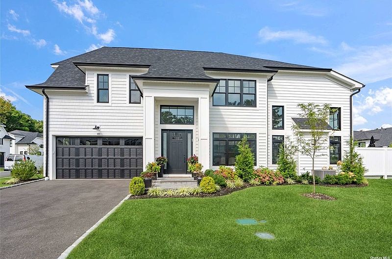 1st image of 93 Three Ponds Ln