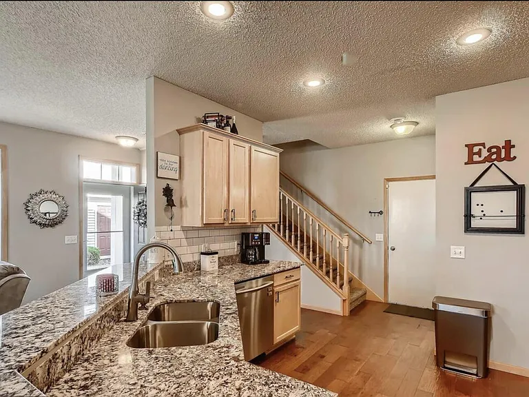 10997 Oak Grove Cir — Photo 6