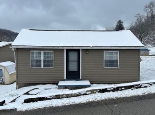 215 Milton St, Buena Vista, PA 15018