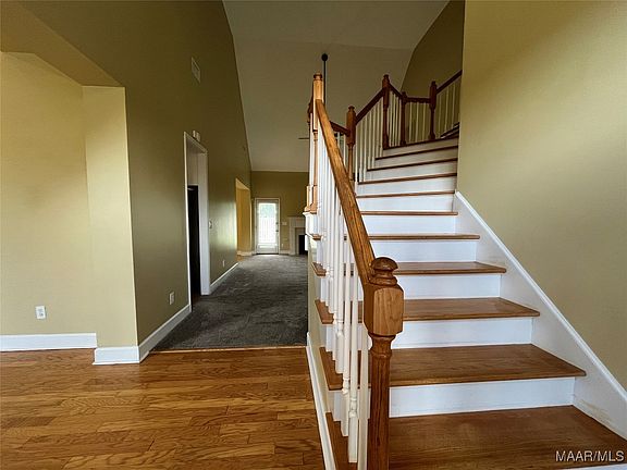 3rd image of 8512 Berrington Ct