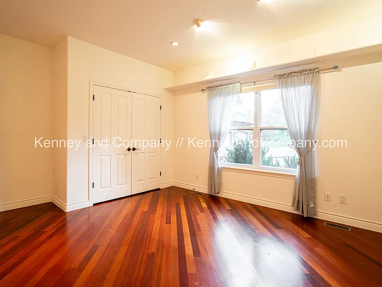 155 Indian Wells Ln — Photo 26