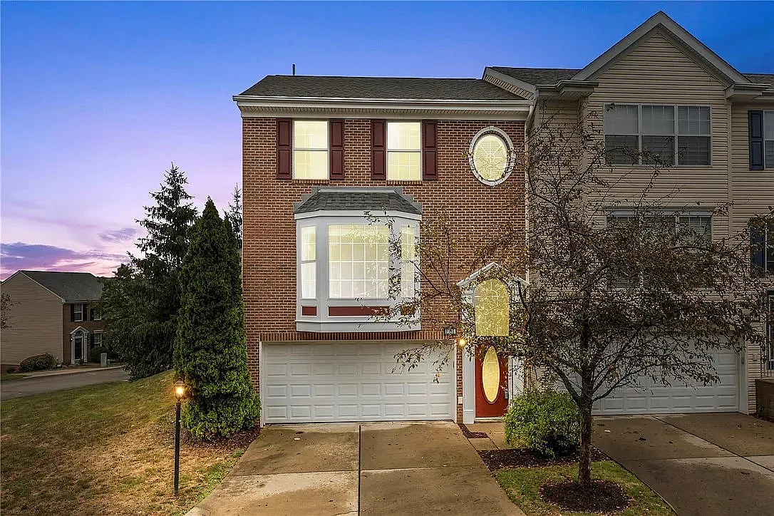 10528 Forest Hill Dr photo 1