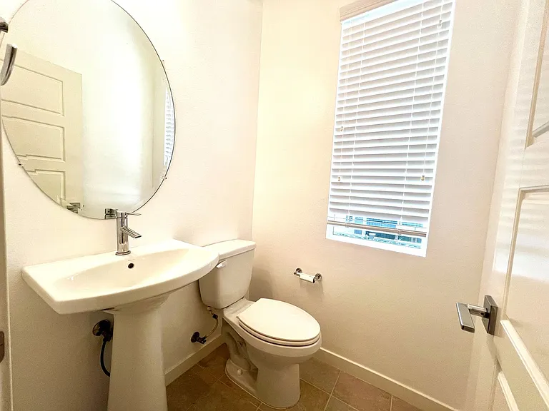730 Brooklyn Dr — Photo 9
