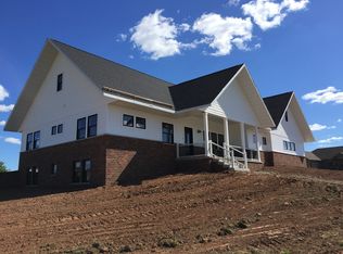 6675 N Headwall Cir, Appleton, WI 54913