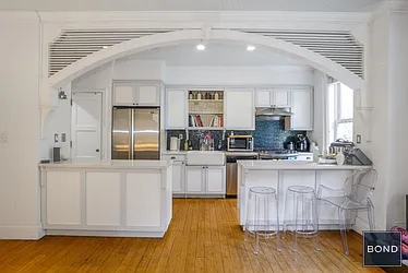 Rented by Bond New York