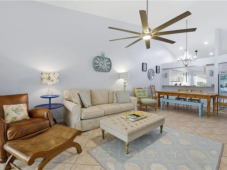5778 Greenwood Cir — Photo 18