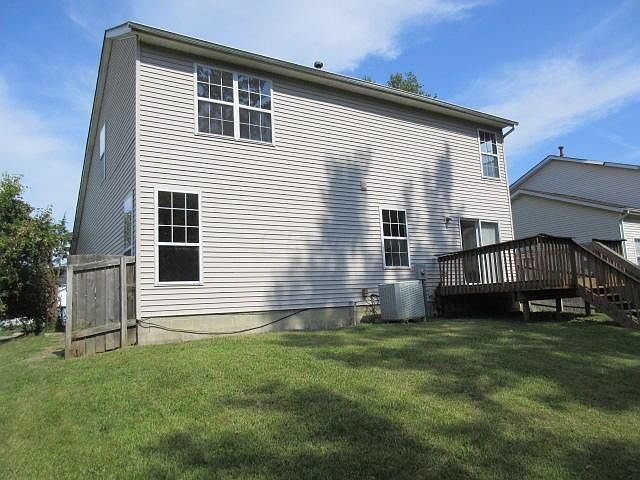2nd image of 2900 Barrows Rd