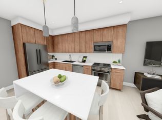 400 W Broadway #206, Boston, MA 02127