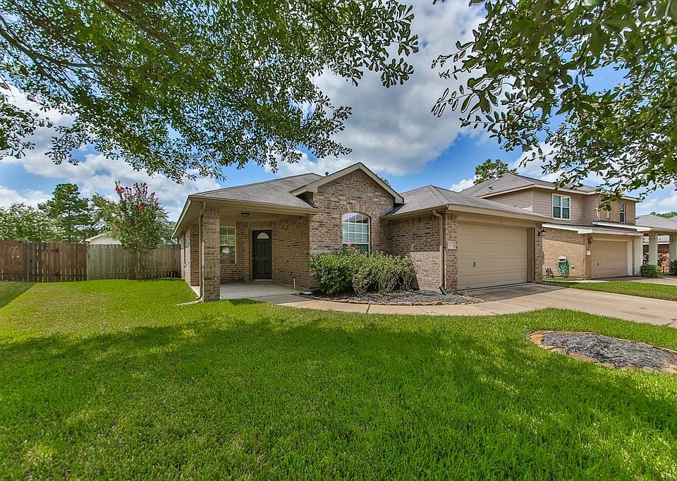 1st image of 18823 Knobby Oaks Pl
