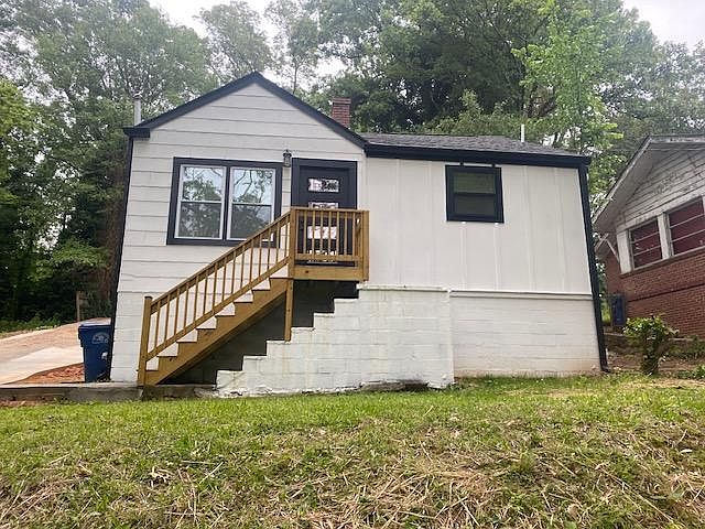 1st image of 741 Charlotte Pl NW