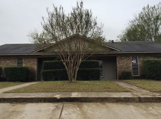 300 Nikki Dr, Longview, TX 75604
