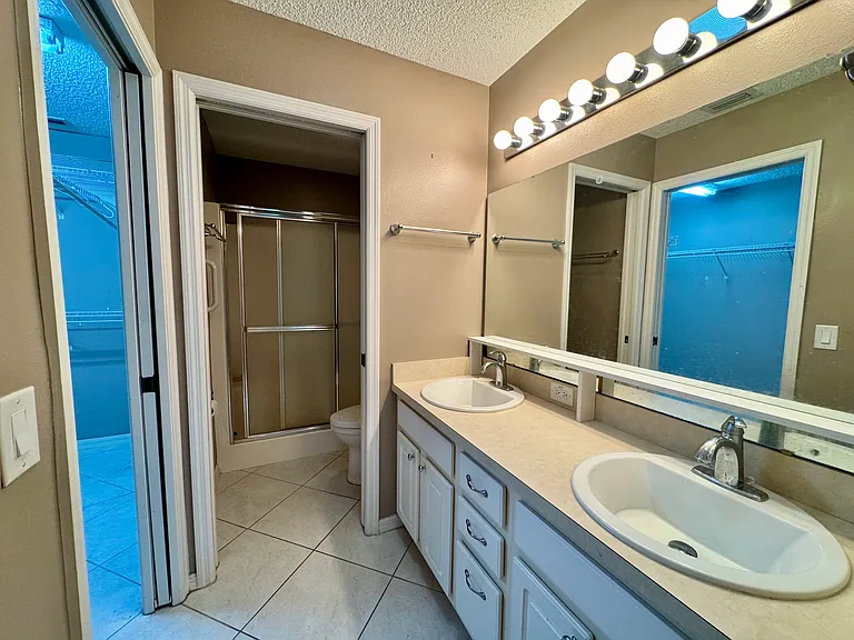549 Golfview Ct — Photo 13