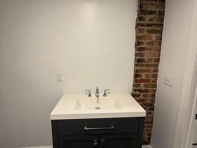 24 Marshall Ave #3 — Photo 18