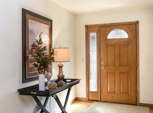 935 Forest Tree Ct, Appleton, WI 54914