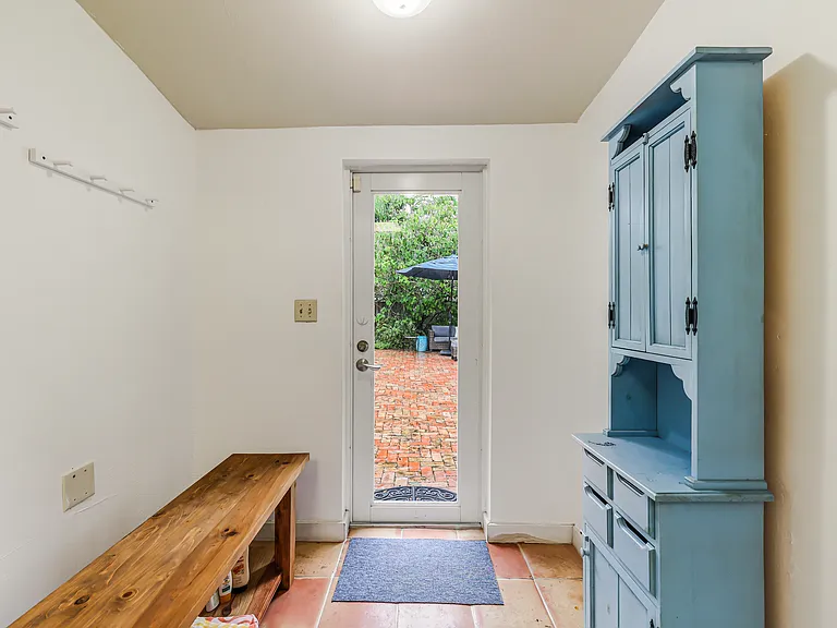 11350 NE 8th Ct — Photo 20