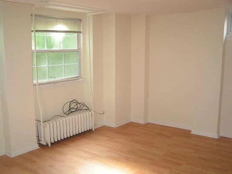 340 South St #14 — Photo 3