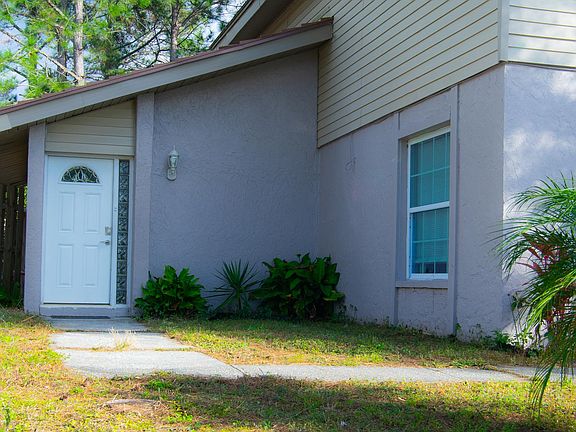 3rd image of 10621 Fairfield Village Dr