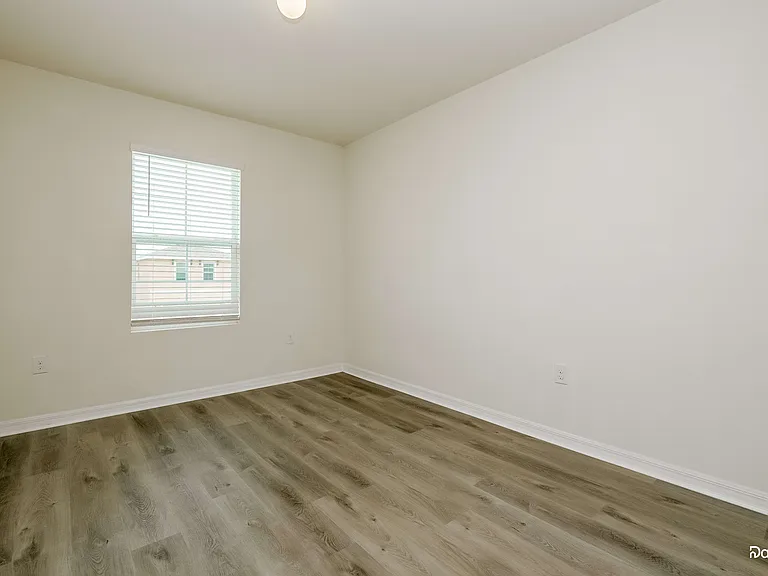 4916 Willow Breeze Way — Photo 10