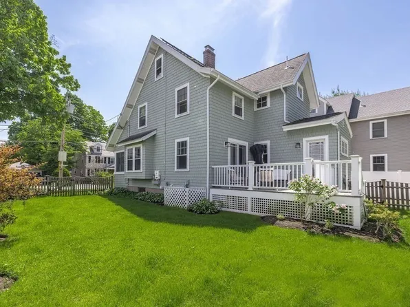 11 Mayo Ave, Needham, MA 02492