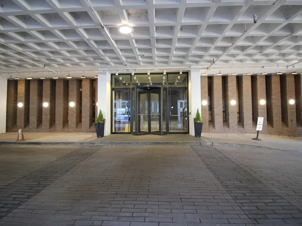 6033 N Sheridan Rd APT 45L, Chicago, IL 60660