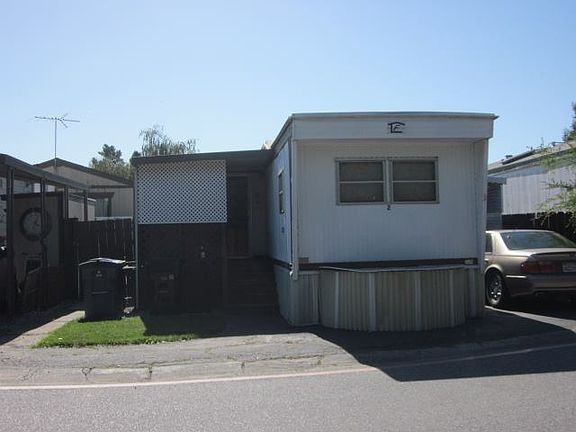 3rd image of 580 Ahwanee Ave Spc 2