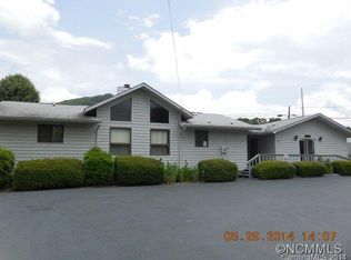 40 & 36 Grindstone Rd, Waynesville, NC 28785