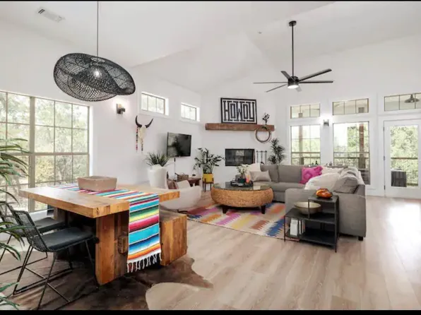 506 Beauchamp Rd, Dripping Springs, TX 78620