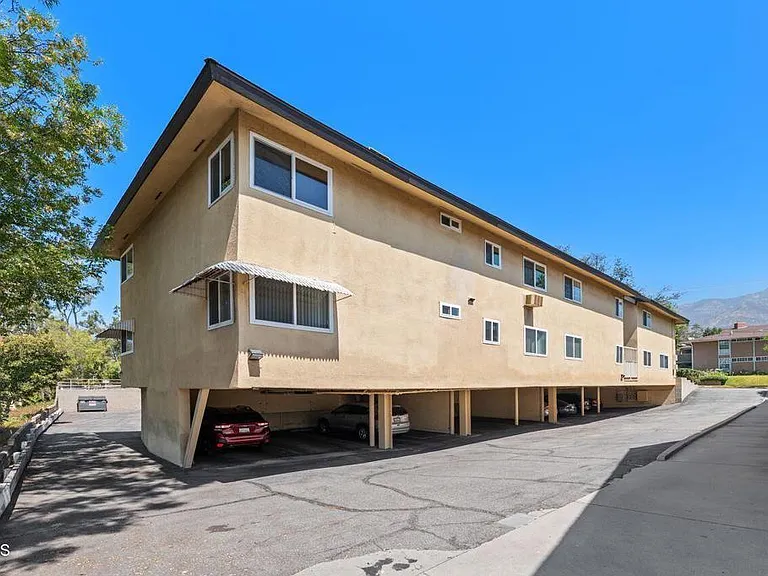 385 Cliff Dr #8 — Photo 35