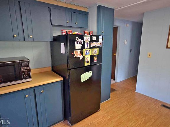 3rd image of 738 Tugalo Heights Cir