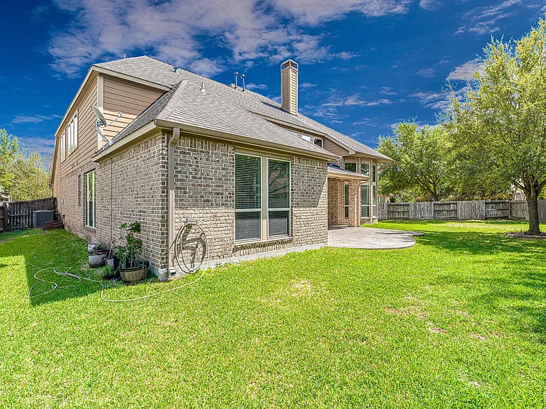 27703 Lodgemist Ct — Photo 43