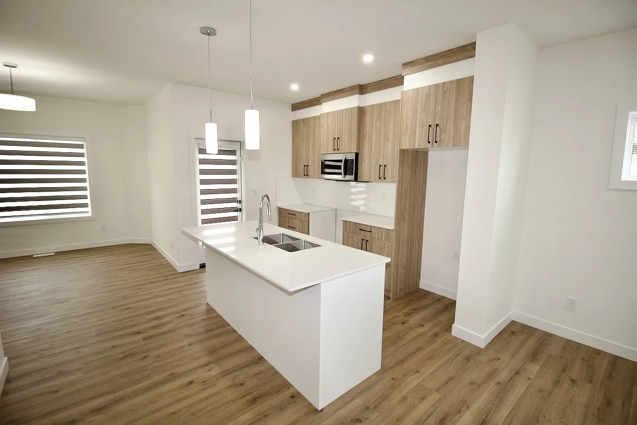 3 Bed 2.5 Bath Dbl Garage Balcony Townhouse For Rent Leduc — Photo 4