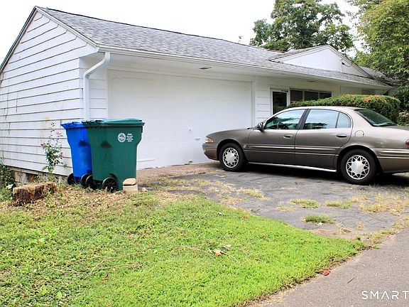 3rd image of 49 Robert Street