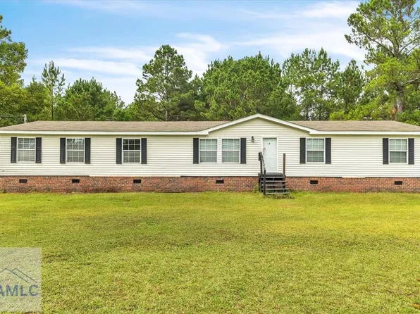 215 Worthington Dr NE, Ludowici, GA 31316