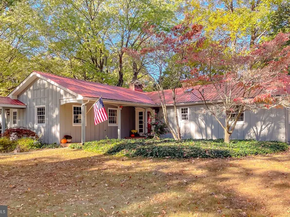 18061 Shipping Point Rd, Lexington Park, MD 20653