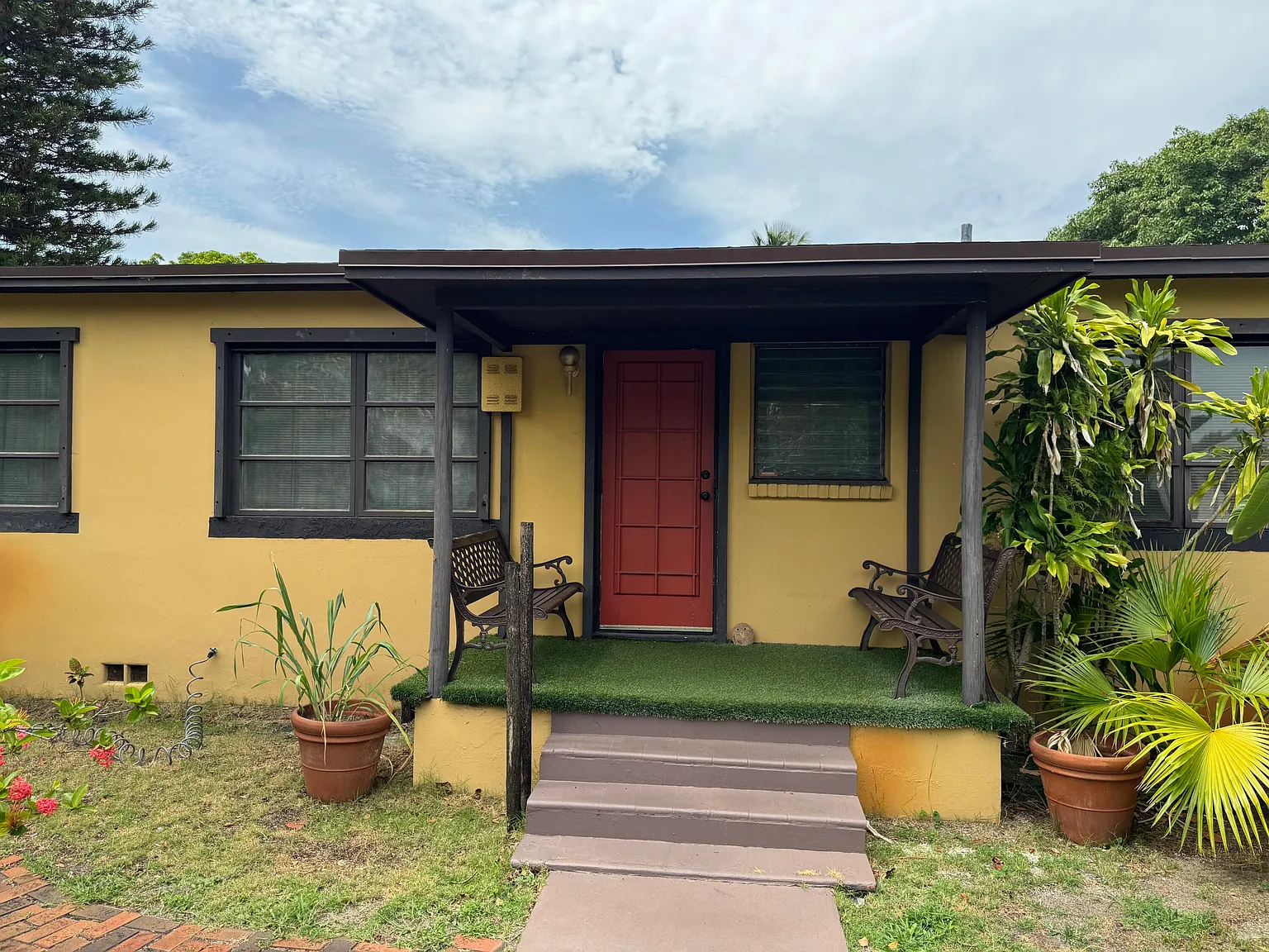 2 bed, 1.0 bath, 2266 sqft, $2,295 — Photo 3