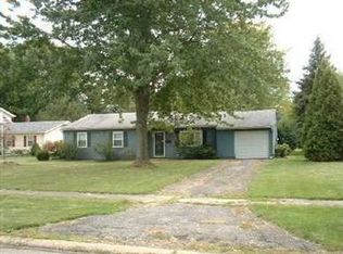 34663 W Point Dr, North Ridgeville, OH 44039